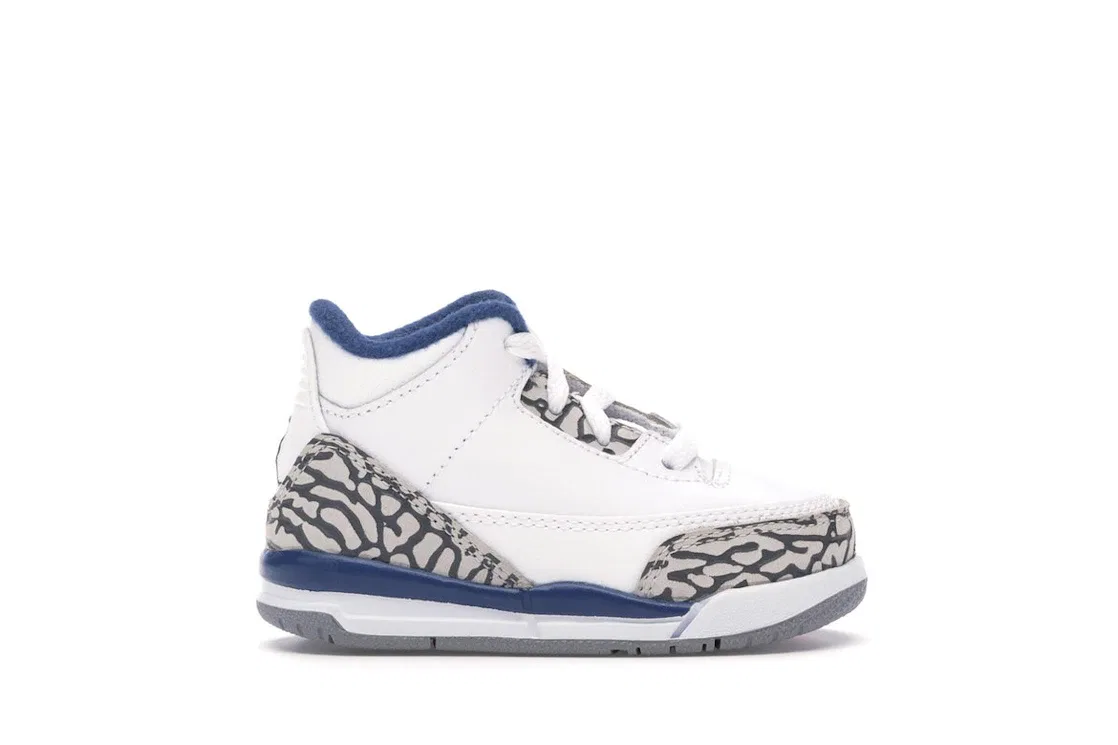 Детские кроссовки Lifestyle Jordan 3 Retro Jordan, White/Varsity Red-True Blue