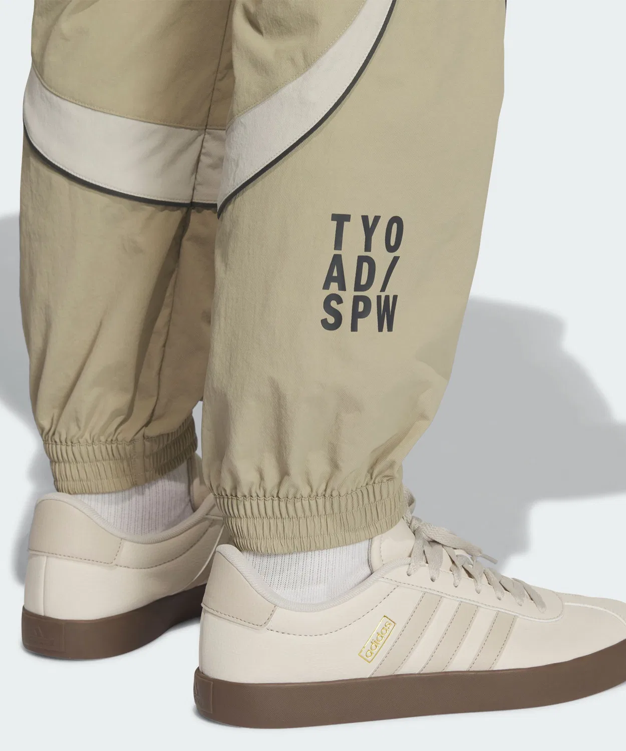 Мужские спортивные брюки свободного кроя с эластичными манжетами Adidas, Beige — фото 4