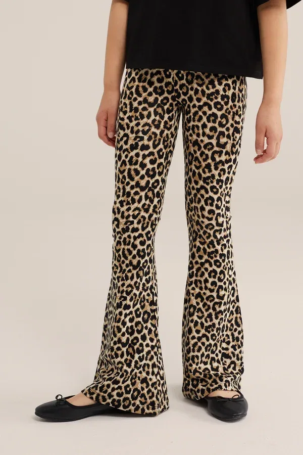 Брюки с принтом Animal print We Fashion, черный
