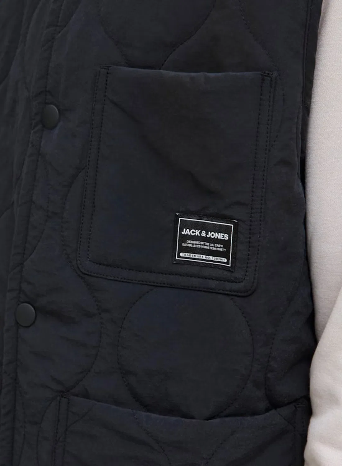 Жилет без рукавов с высоким воротом jjhero liner Jack & Jones Junior, черный — фото 4