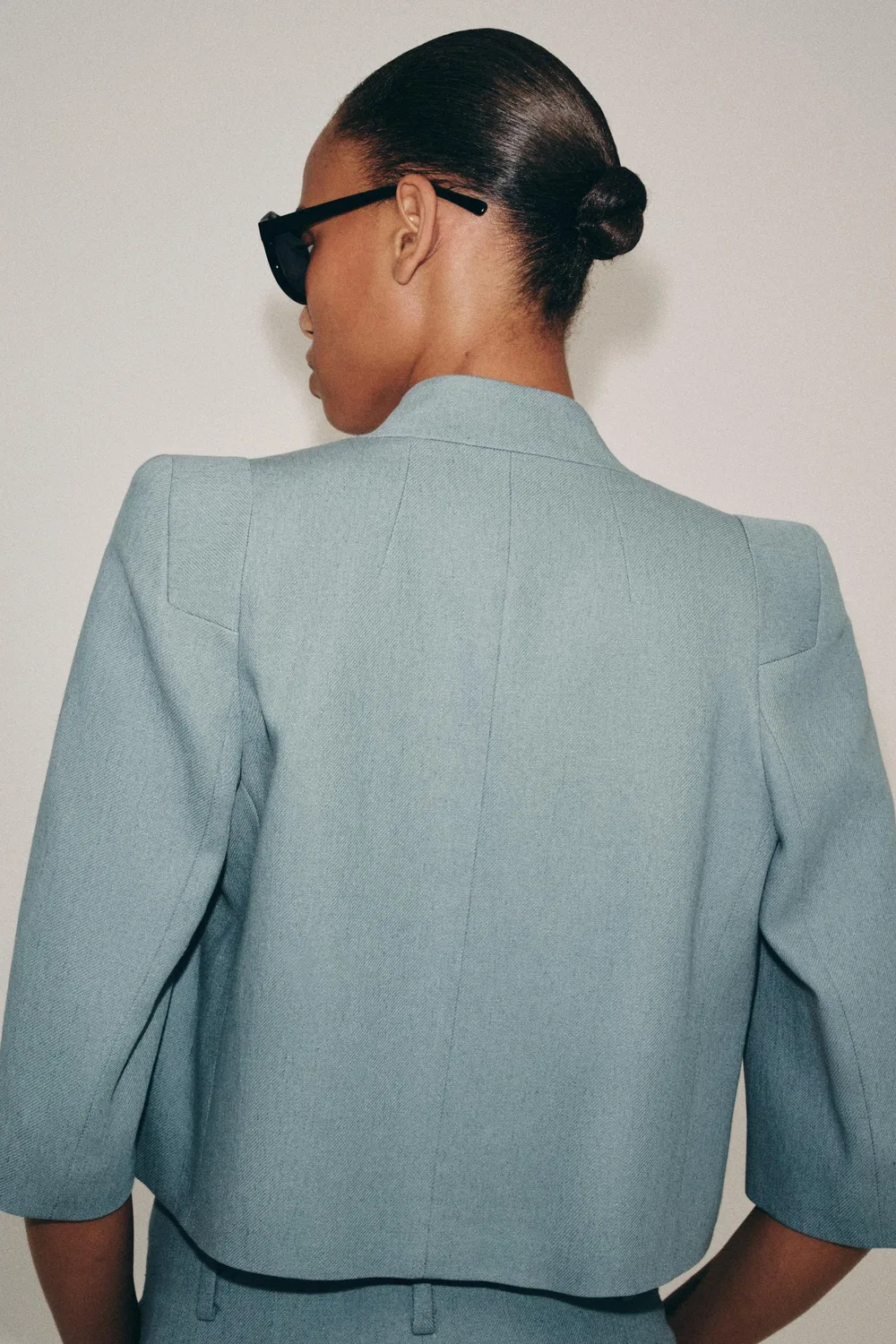 Укороченный блейзер из льняной смеси от ZW COLLECTION ZARA, Blue/Grey — фото 4
