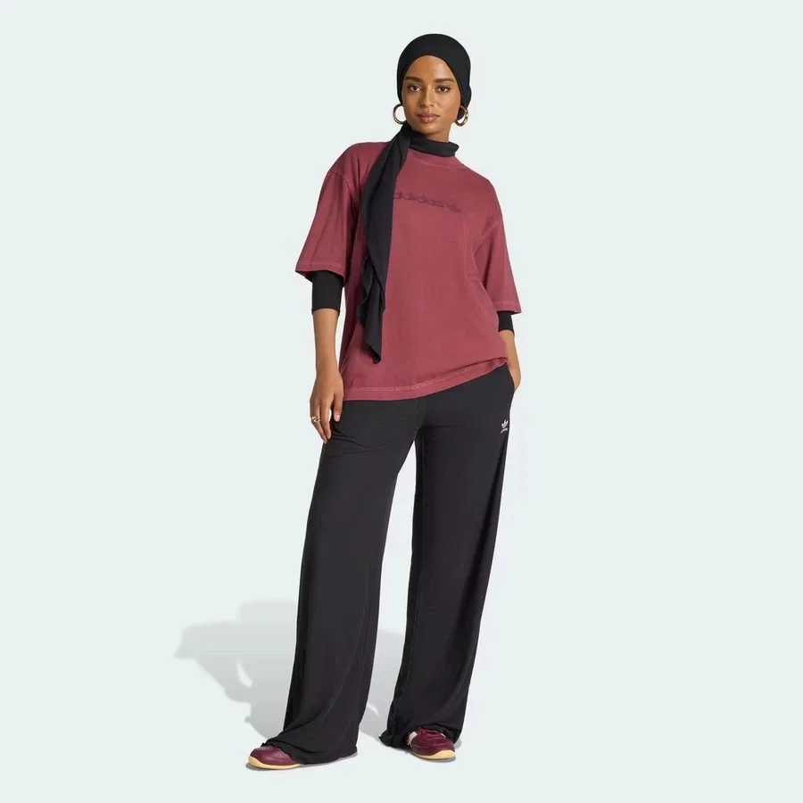 Женские спортивные брюки свободного кроя с зубчатым краем adidas Essentials Scalloped Edge Trousers, Черный — фото 3
