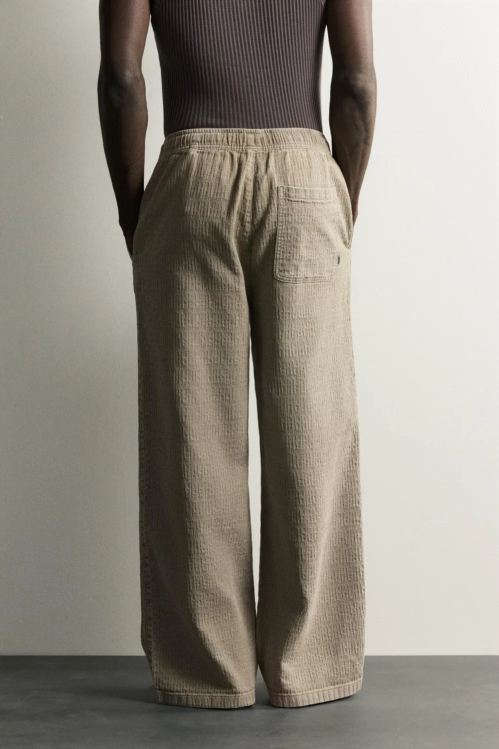 Брюки свободного кроя из выстиранного жаккарда ZARA, Khaki — фото 3