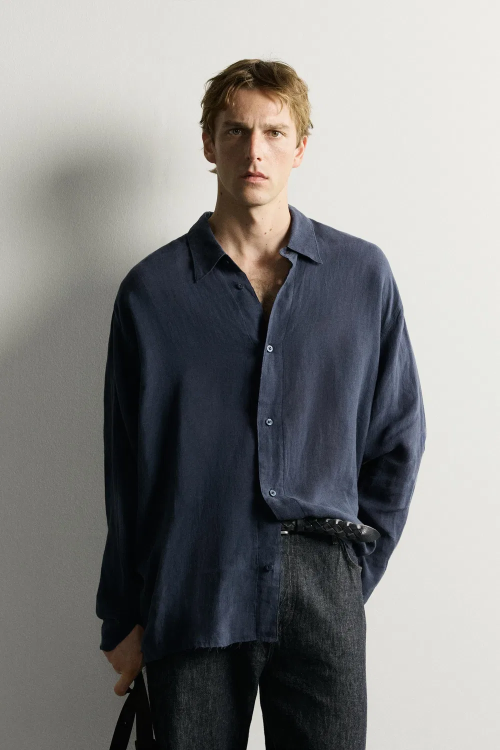 Рубашка 100% лен, легкая, свободного кроя. ZARA, Blue — фото 2