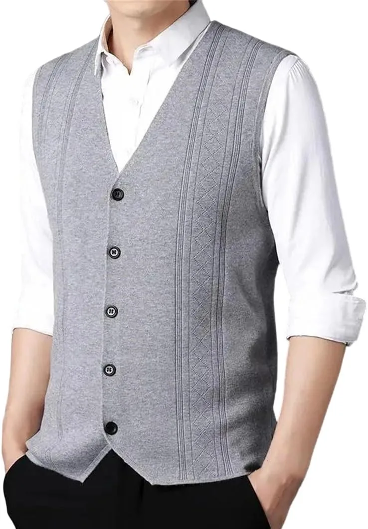 Мужской жилет-безрукавка V-образного выреза вязаный осенне-зимний утепленный приталенный Generic, светло-серый