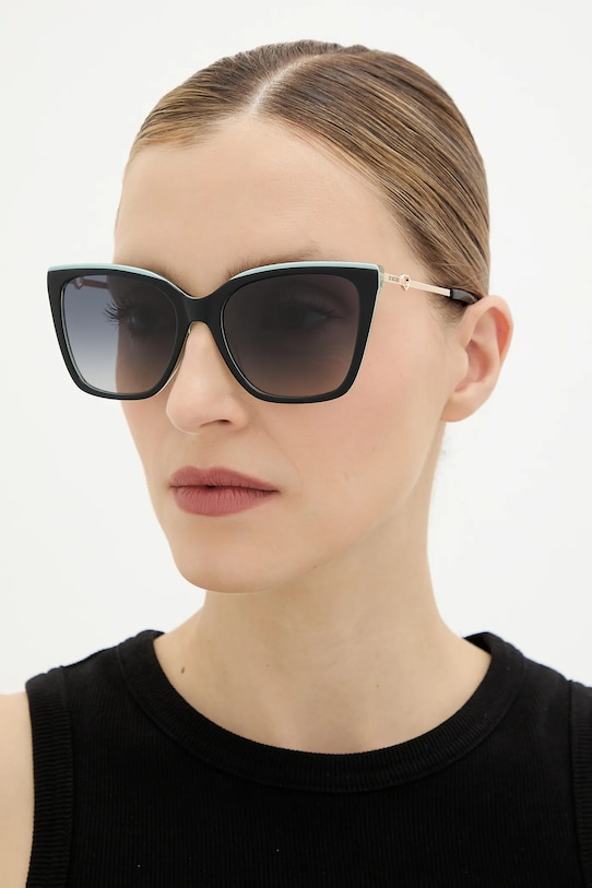 

Солнцезащитные очки Love Moschino, черный