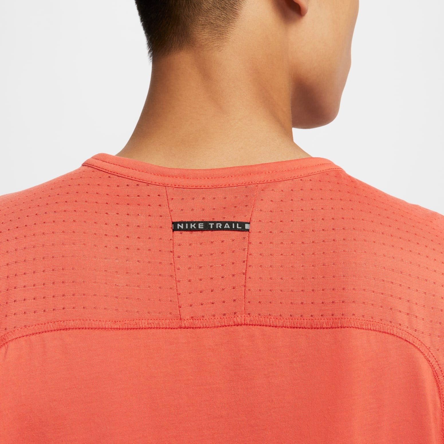 Спортивный топ Nike Solar Chase Dri-FIT Sleeveless Running Top 'Orange' FN3310-846, оранжевый — фото 3