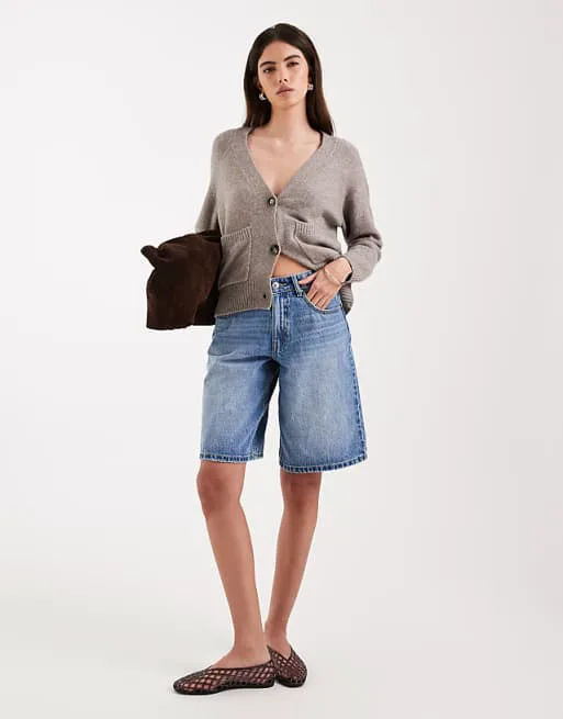 

Длинные широкие джинсовые шорты Vero Moda из денима среднего синего цвета