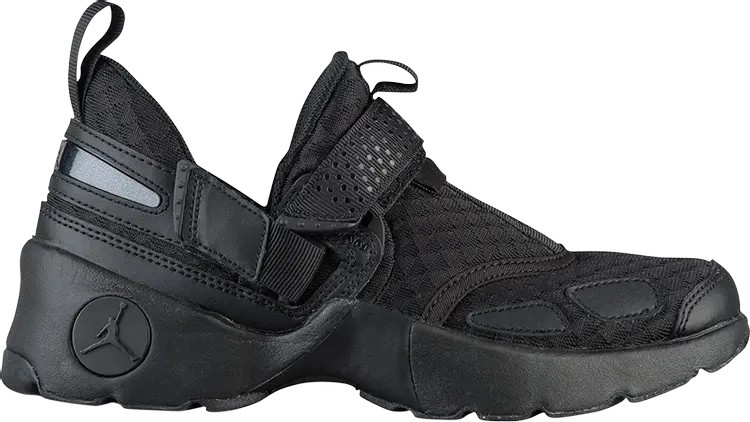 

Кроссовки Jordan Trunner LX Triple Black, черный