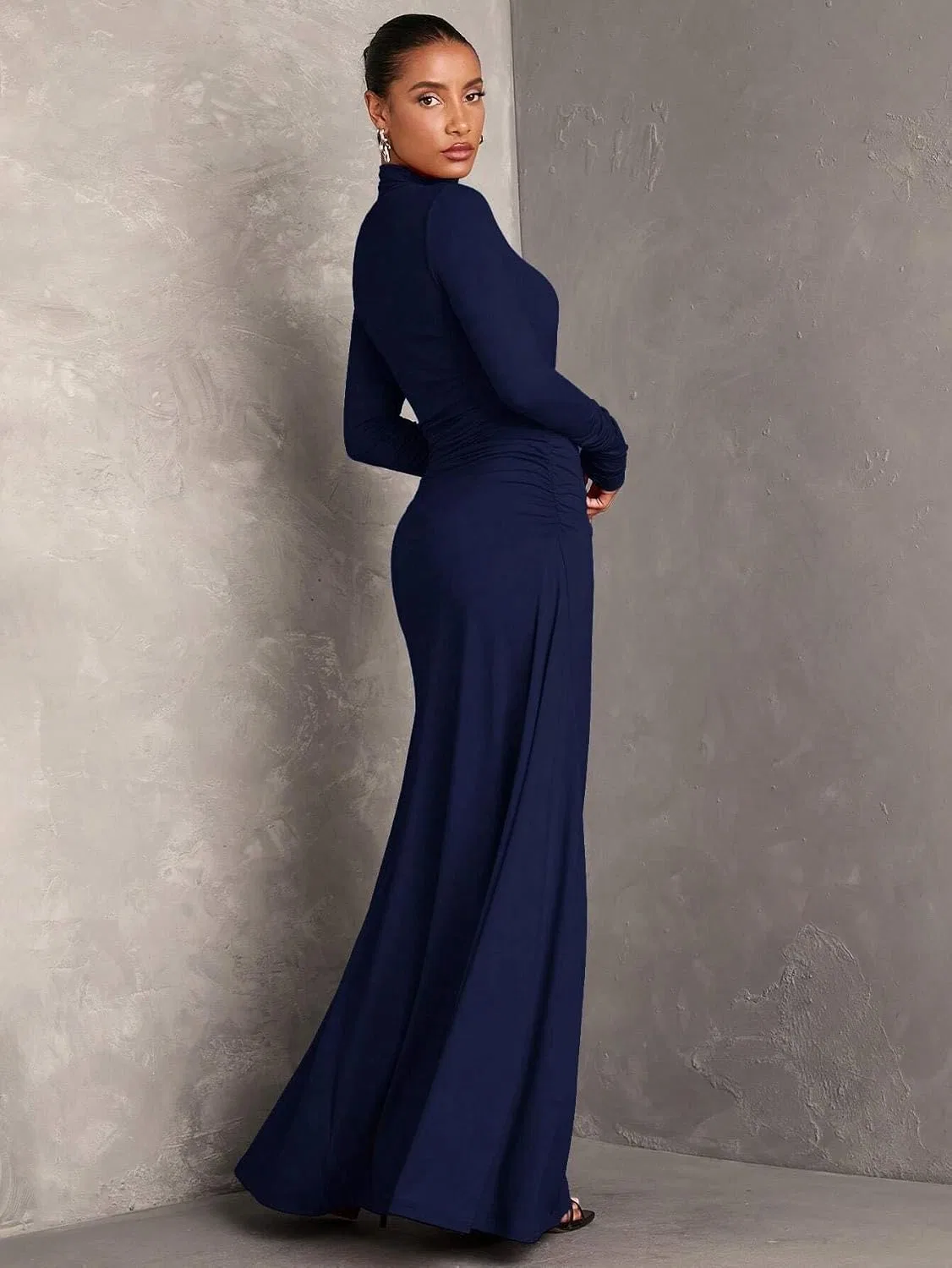 Женское платье с воротником-стойкой длинное приталенное, Navy Blue — фото 3