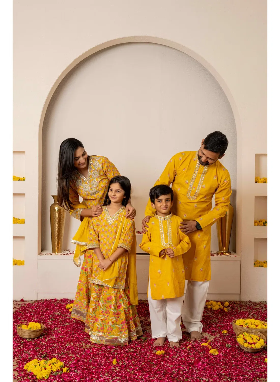 Комплект этнической одежды с длинным рукавом Matching Family Outfits, желтый