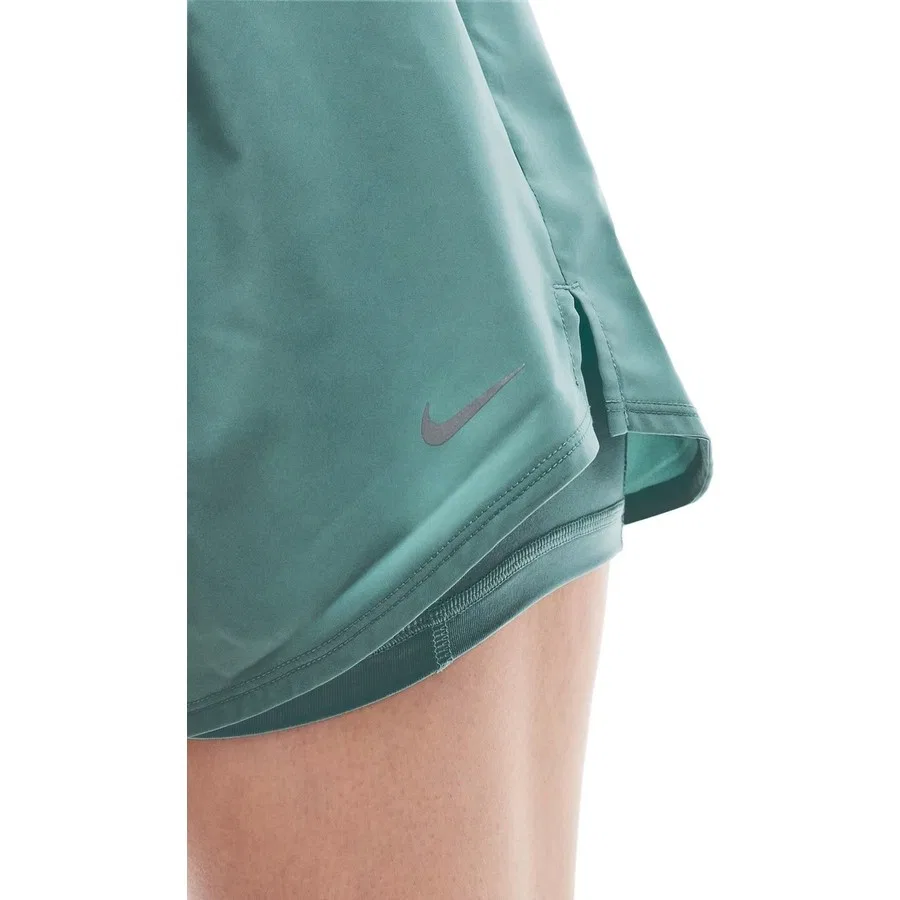 Спортивные шорты с компрессионным слоем Nike One Training Dri Fit High Rise 3 Inch 2 In 1 Short, Розовый — фото 4
