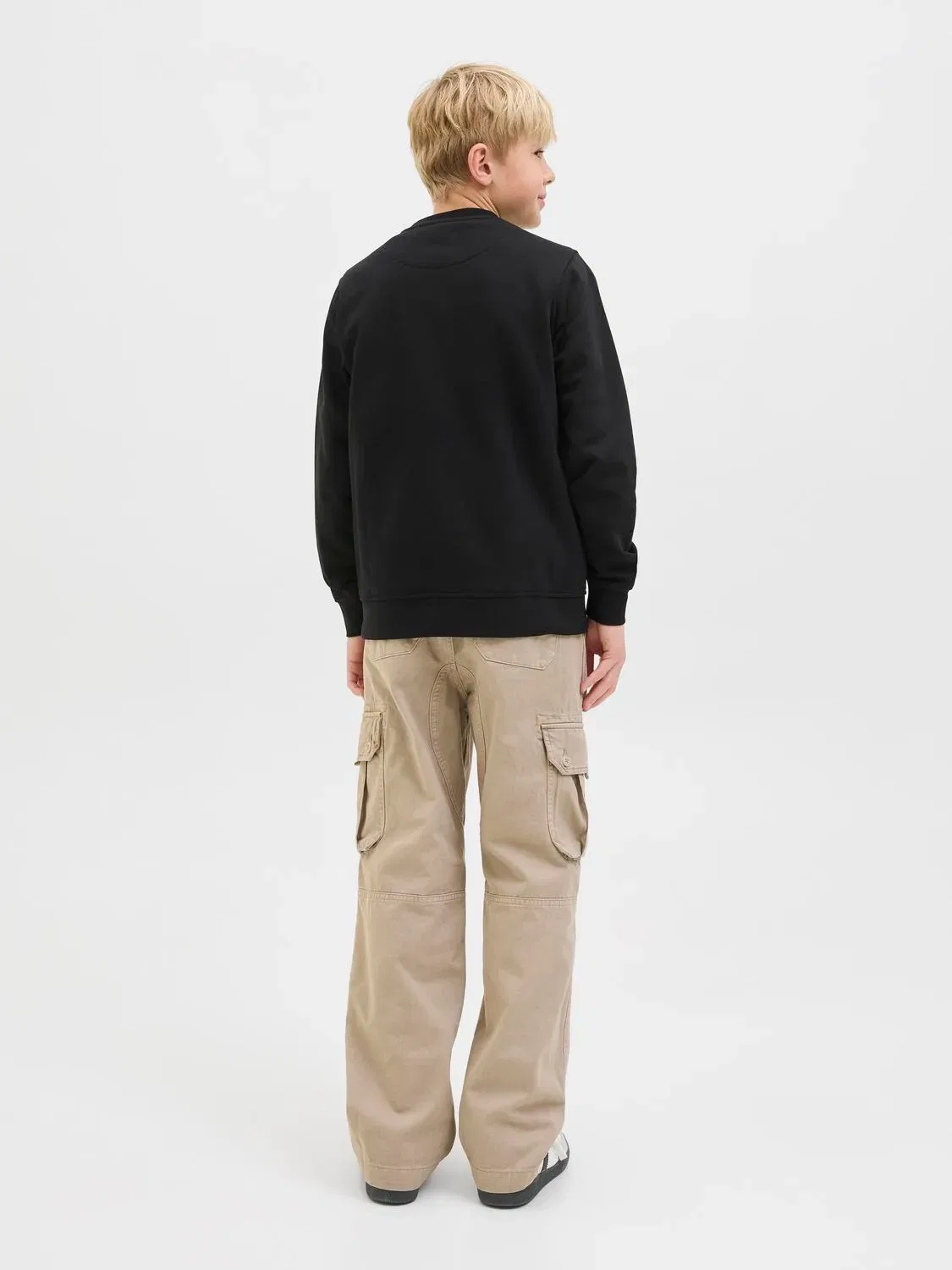 Свитшот с круглым вырезом свободного кроя JJESOHO Jack & Jones Junior, черный — фото 4