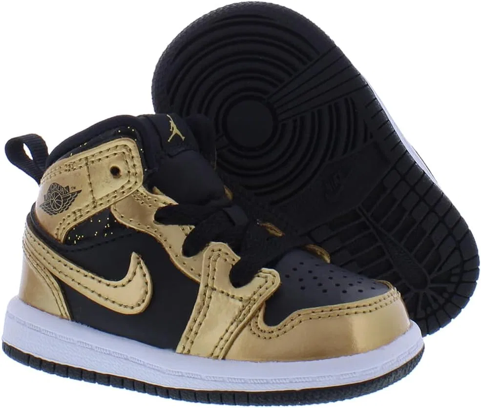 Кроссовки Nike Air Max Axis, Black/Metallic Gold/White — фото 4