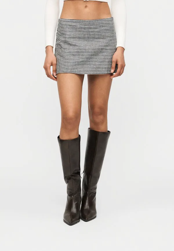Юбка-Шорты мини Gap, Black Gingham