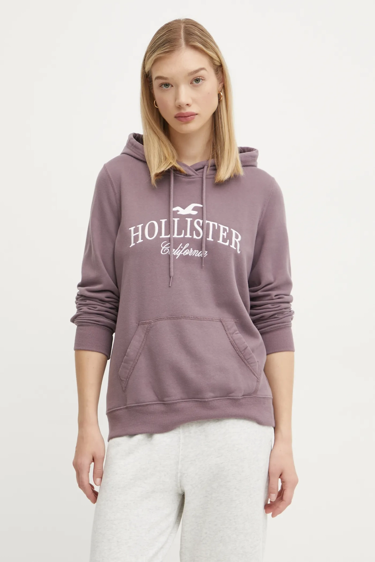 

Толстовка Hollister Co., фиолетовый