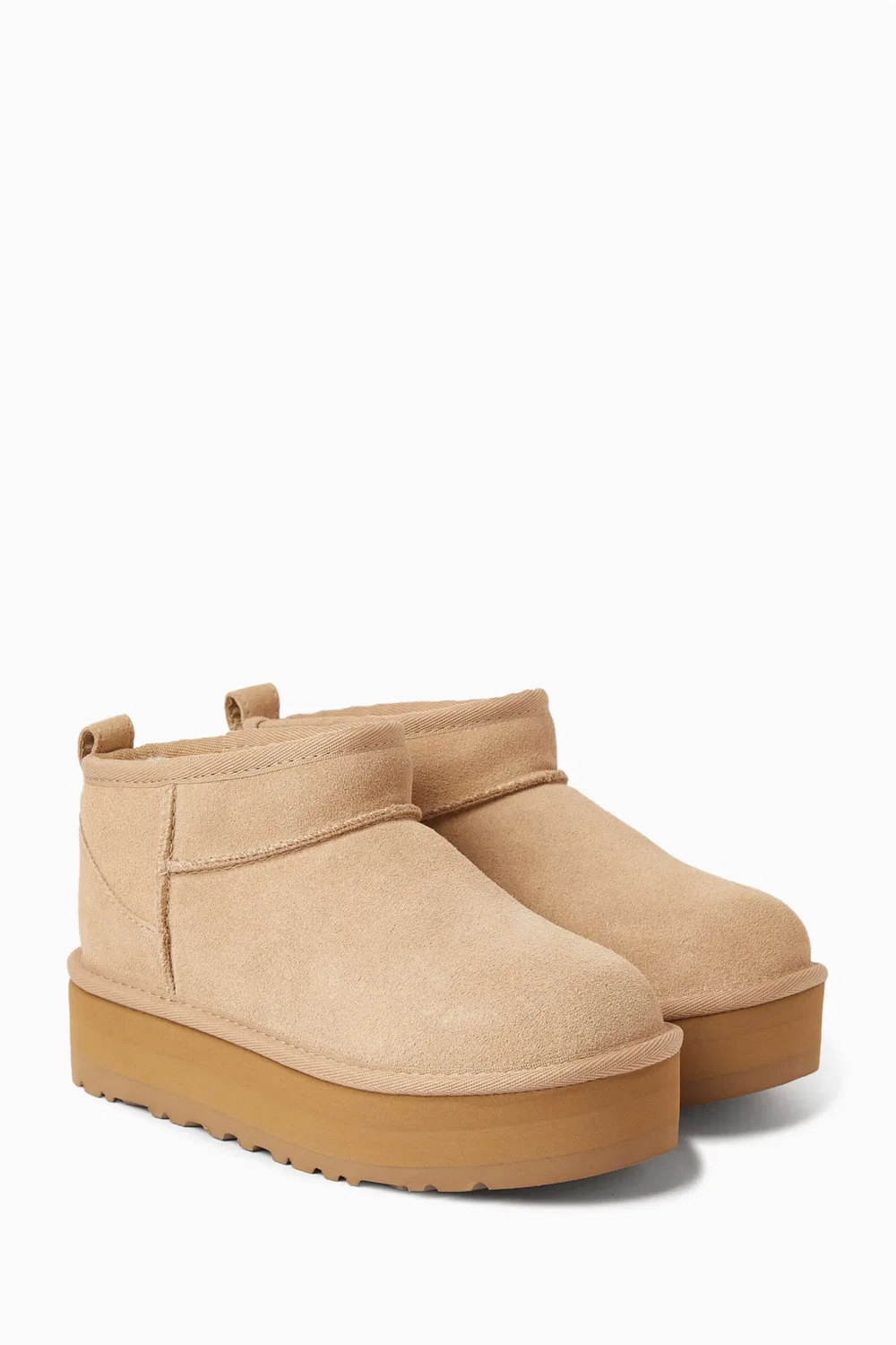 Ботинки на платформе из замши Classic Ultra Mini UGG, нейтральный