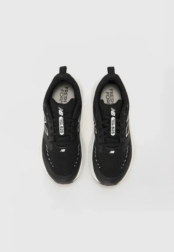 Кроссовки для бега New Balance Black, черный — фото 4
