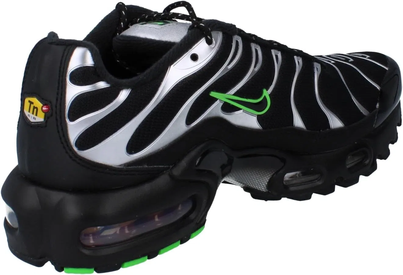 Детские кроссовки для мальчиков Air Max Plus GS Fsp Nike, Black Green Strike — фото 3