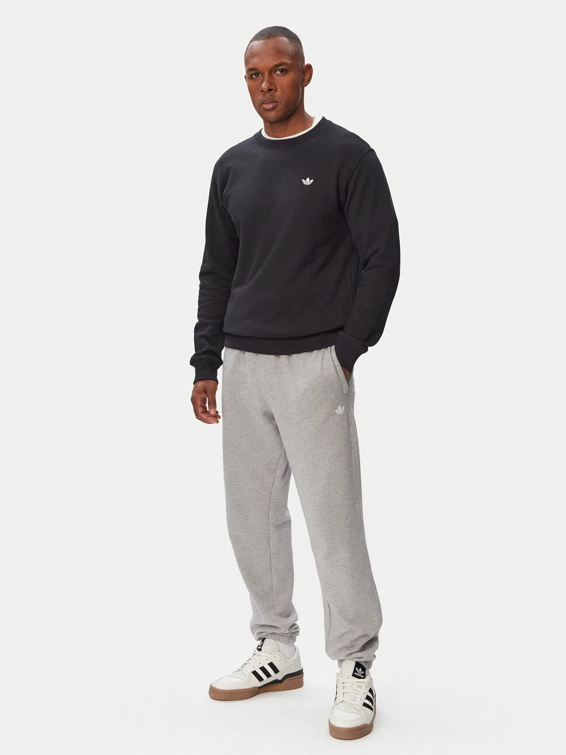 Мужская толстовка стандартного кроя Trefoil Essentials Adidas, черный — фото 2