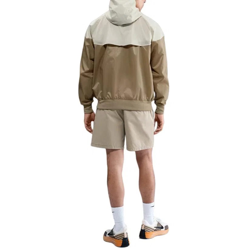Мужская куртка Nike Khaki — фото 4