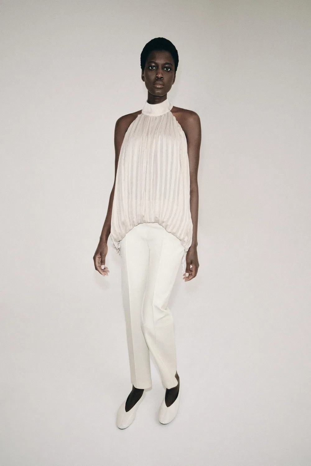 Плиссированный топ-халтер из коллекции ZW ZARA, Pearl/Beige
