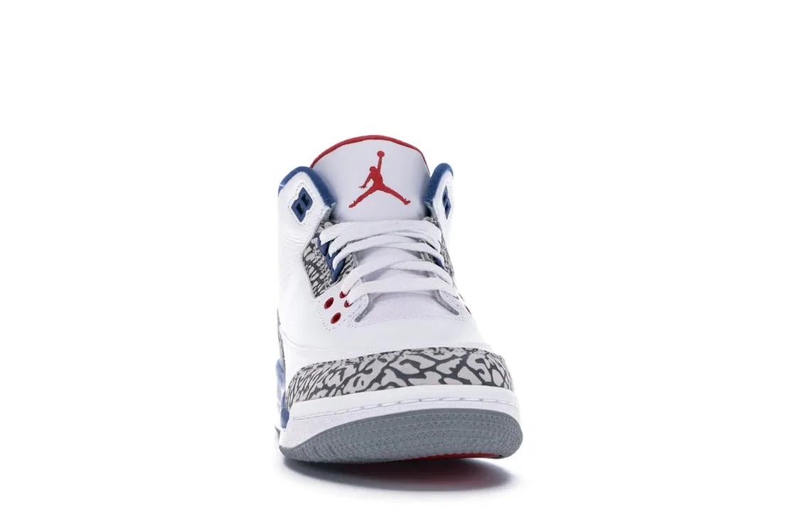 Детские кроссовки Lifestyle белые с отделкой Jordan 3 Retro, White/True Blue-Varsity Red — фото 2