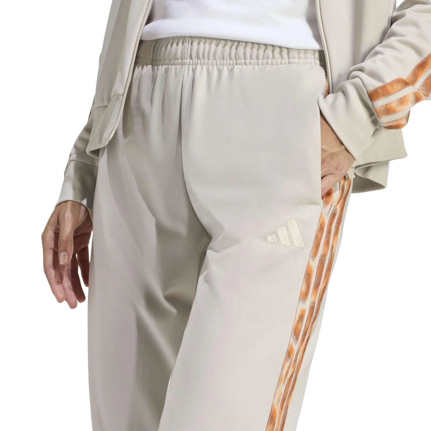Женский спортивный костюм с леопардовым принтом 3-Stripes Track Suit Infi Adidas, Grau Orange Grau — фото 4