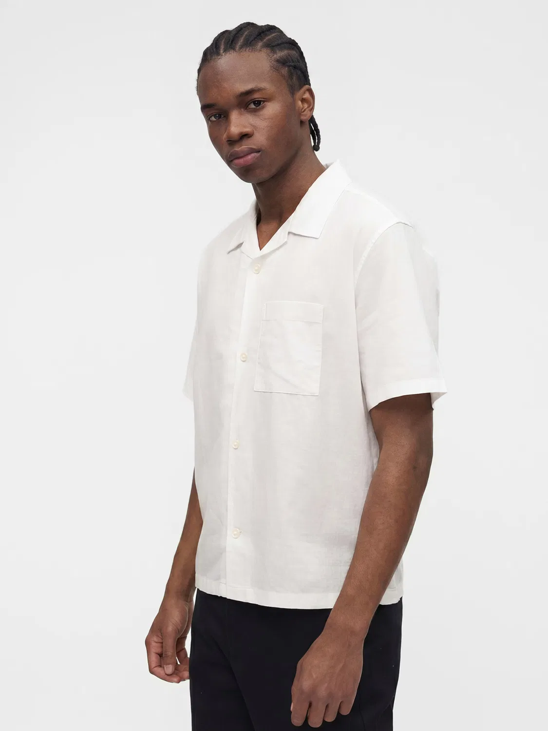 Рубашка Gap Comfort fit на пуговицах, белая — фото 3