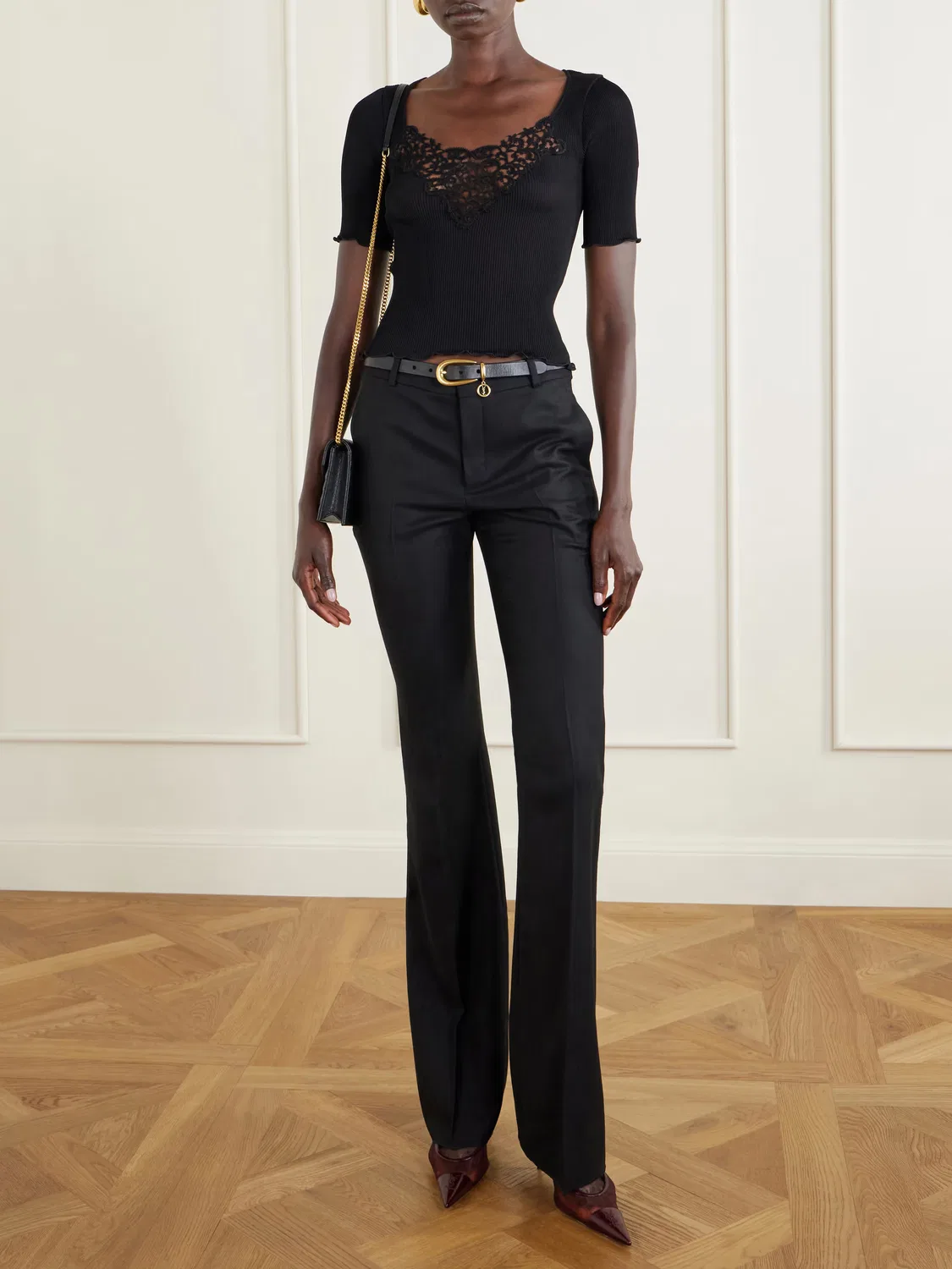 Футболка из ребристого шелка с гипюровой кружевной отделкой Saint Laurent, черный — фото 2