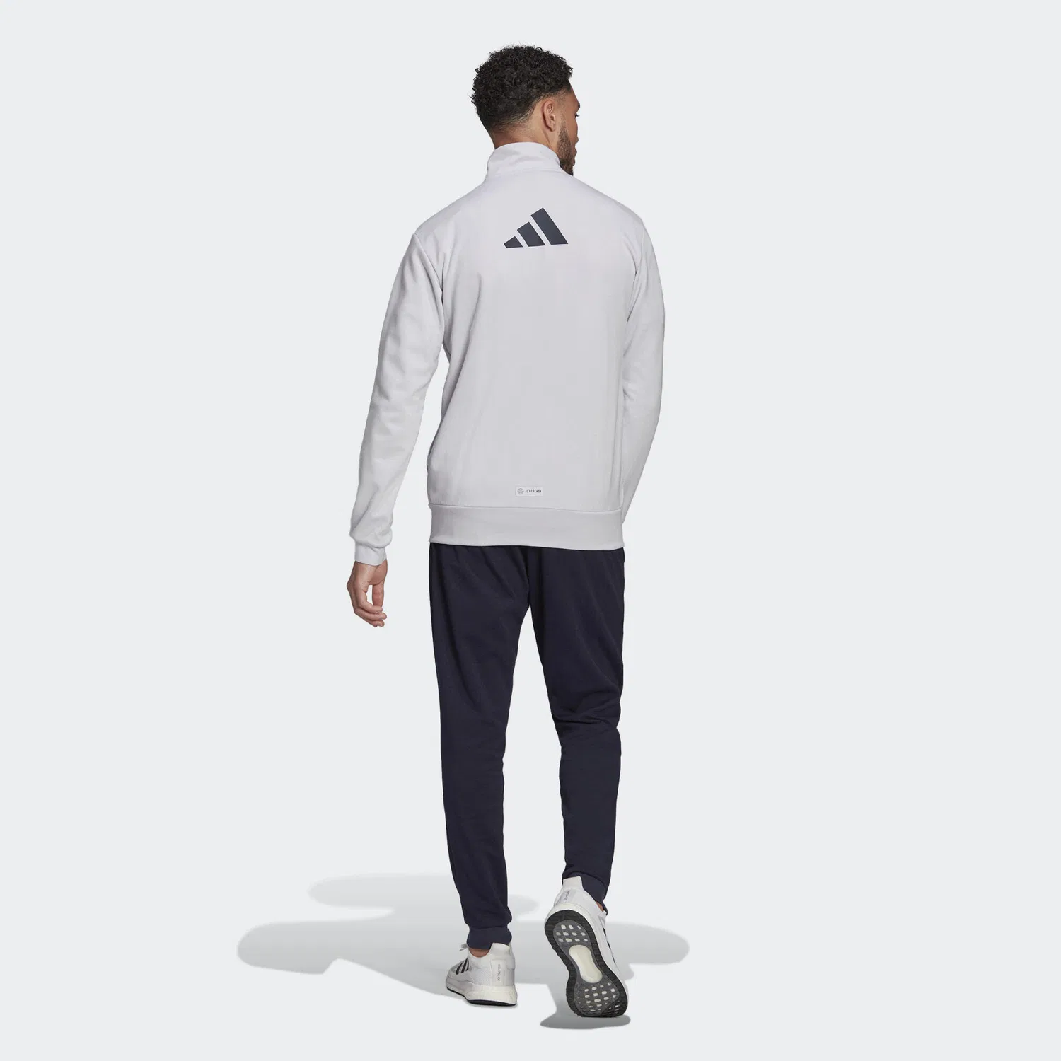 Мужской спортивный костюм с принтом Logo Graphic Adidas, Grau / Schwarz — фото 4