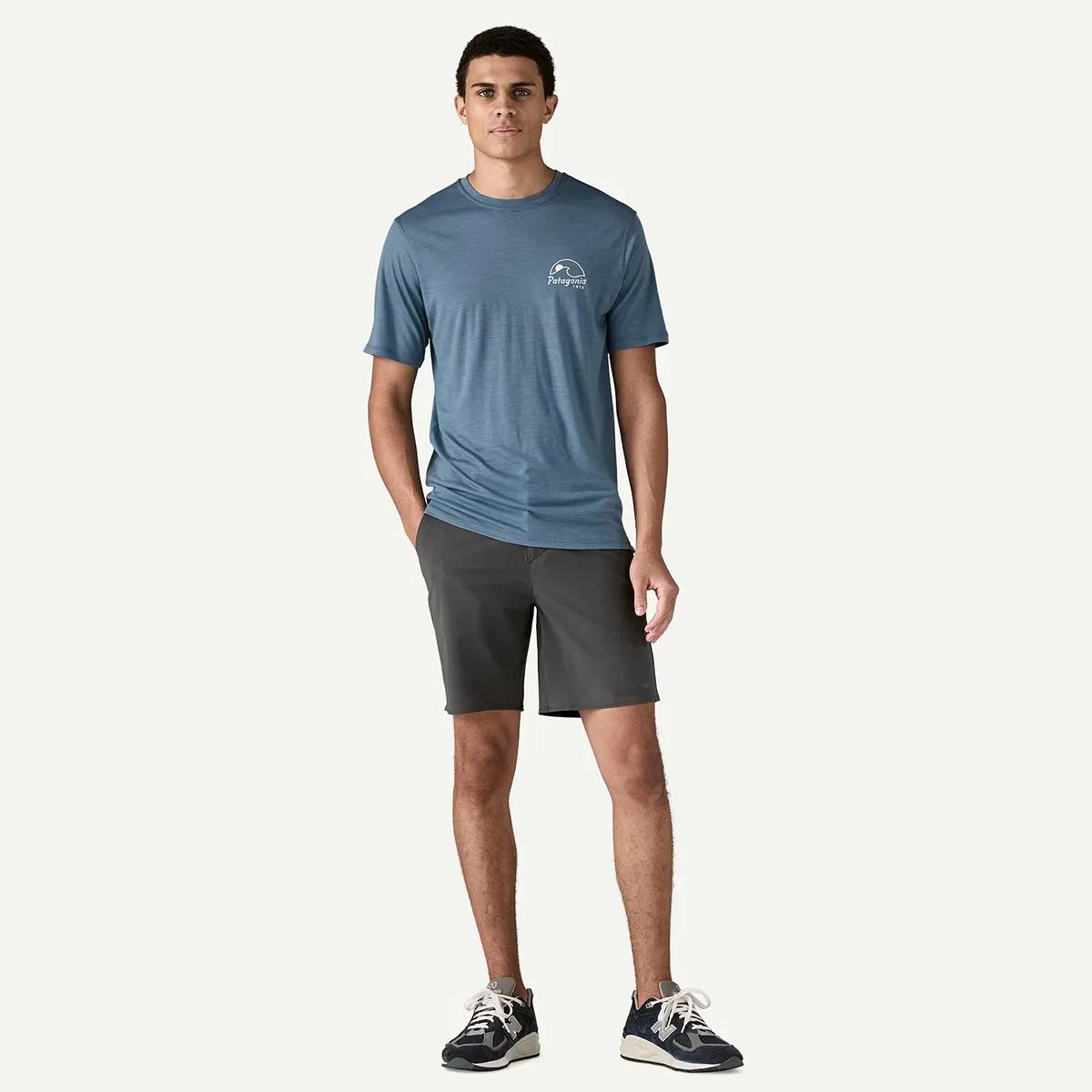 Мужские гибридные шорты с четырехсторонней растяжимостью Hydropeak 18in Hybrid Walk Short Patagonia, Ink Black — фото 2