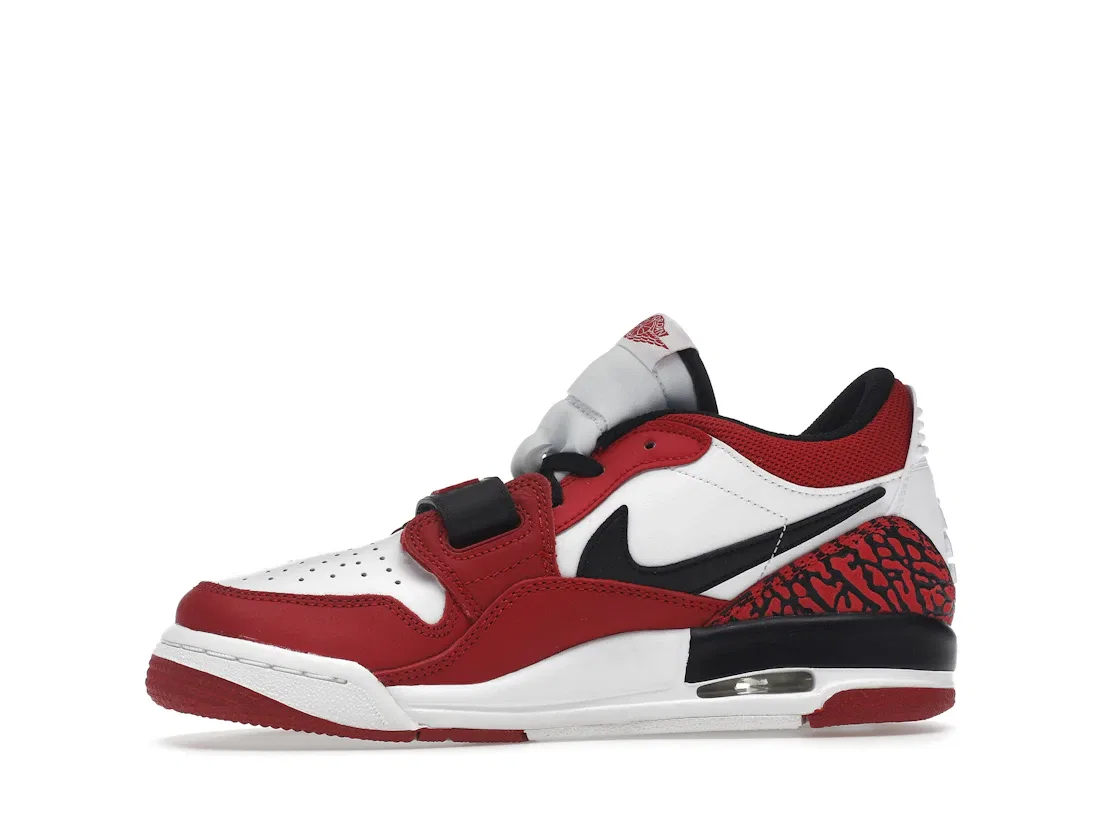 Детские кроссовки Lifestyle Jordan Legacy 312 Low Jordan, White Gym Red Black — фото 3