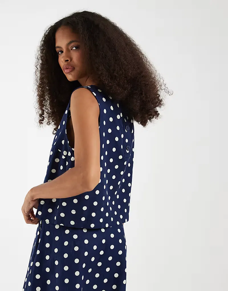 Укороченный топ GAP из льняной смеси в темно-синий горошек — фото 4