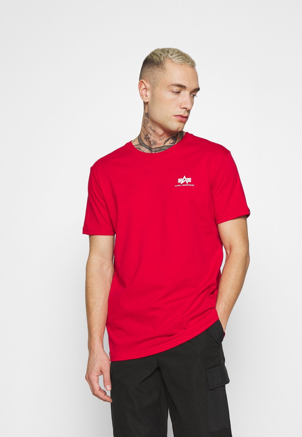 

Футболка с принтом BACK Alpha Industries, красный