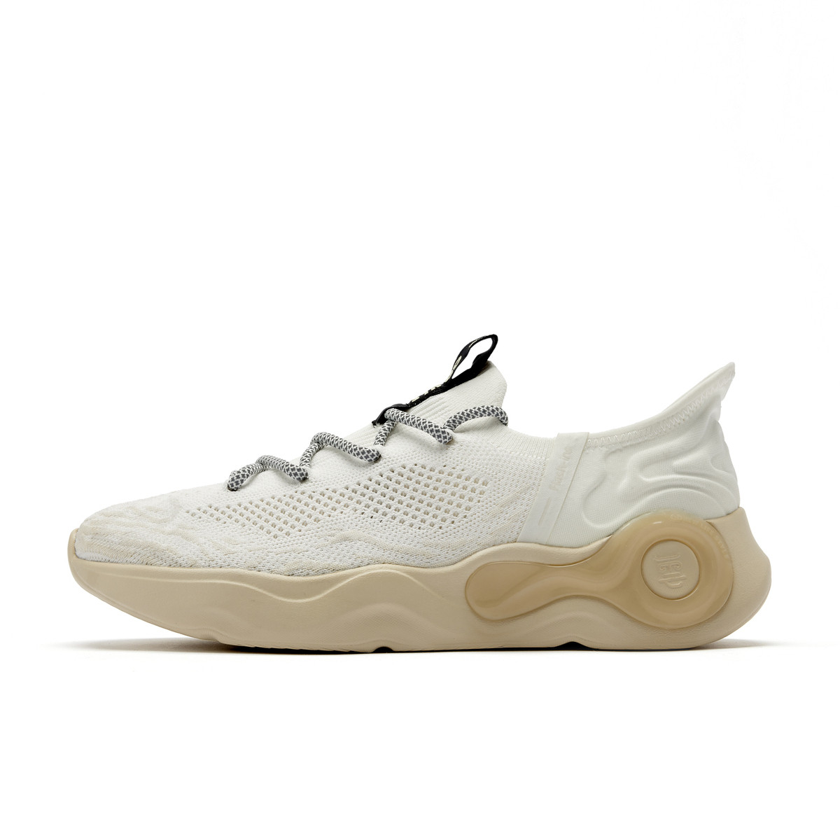 

Дышащие и легкие низкие повседневные кроссовки мужские бежево-желтые QIAODAN, цвет слоновая кость/кремово-желтый