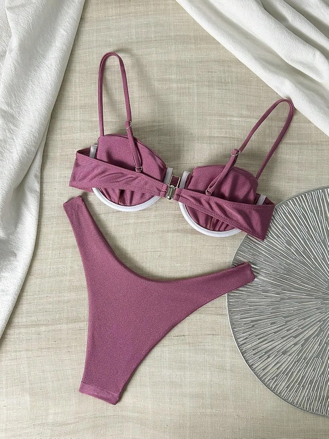 Женский бикини-сет с рюшами V-образного выреза Generic, Dusty Pink — фото 2