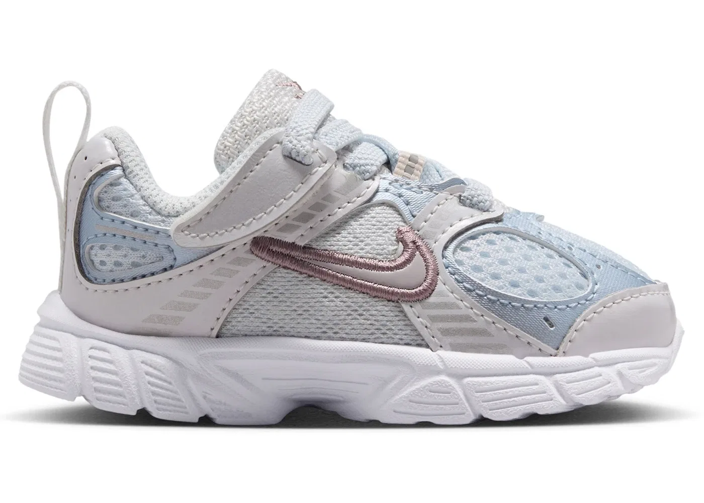 Детские кроссовки Lifestyle Nike V5 RNR, Aura/Platinum Tint/Taupe Haze/Moon Particle