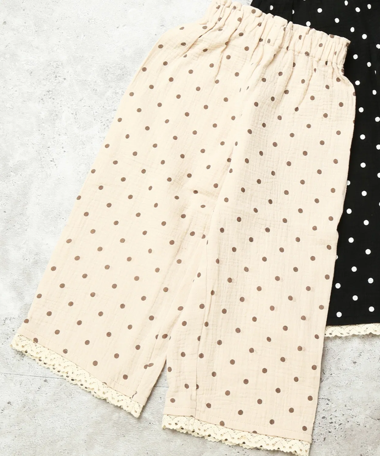 Детские широкие брюки с кружевом по низу, модель Dot Lace, la poche biscuit, Beige
