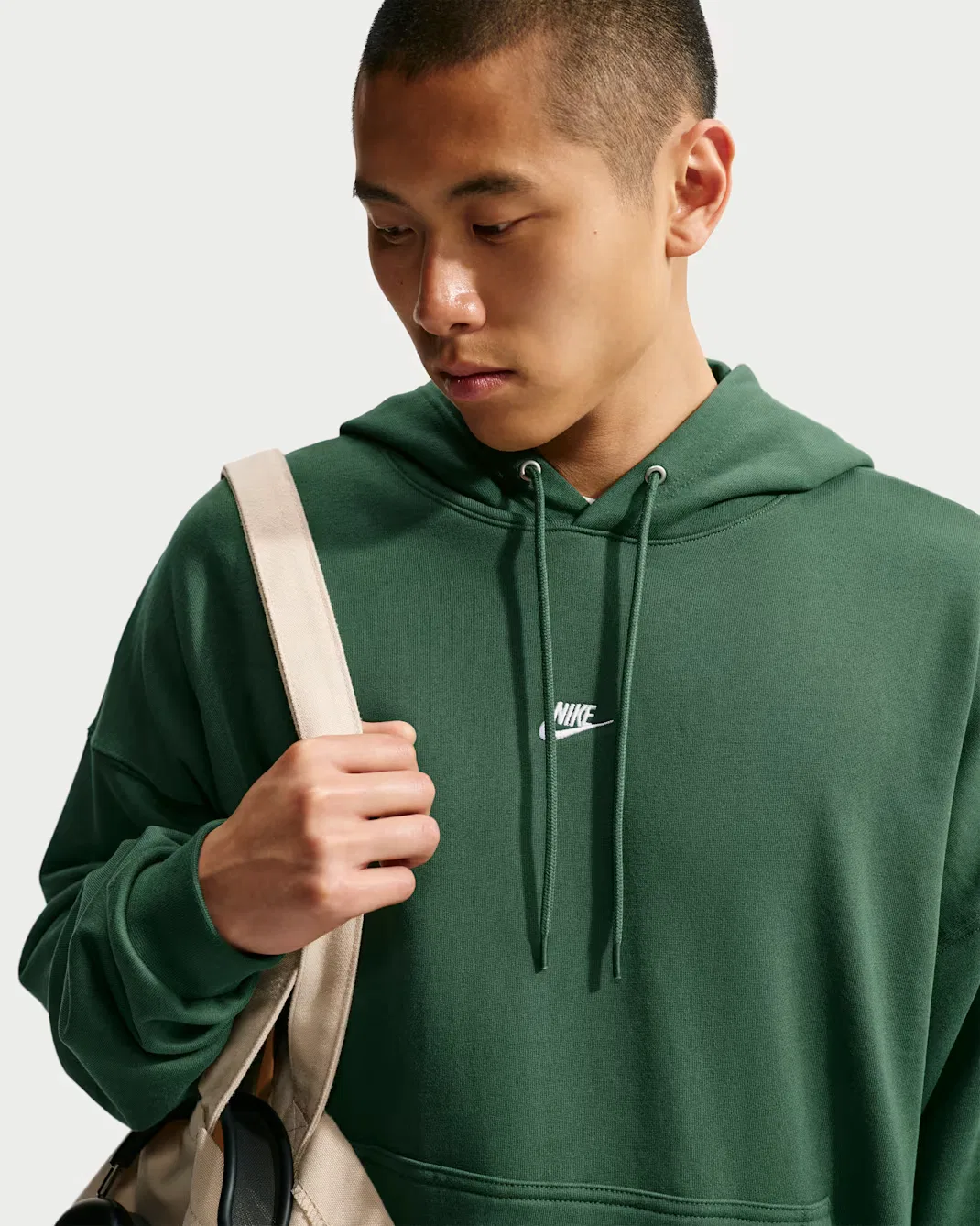 Мужская толстовка с капюшоном из французского махрового трикотажа оверсайз Nike Sportswear Club, Fir/Fir/White