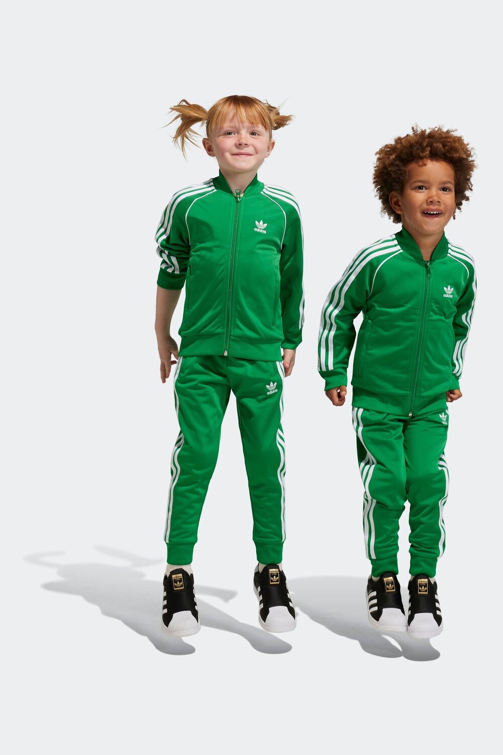 

Спортивный костюм суперзвезды adicolor Adidas Originals, зеленый