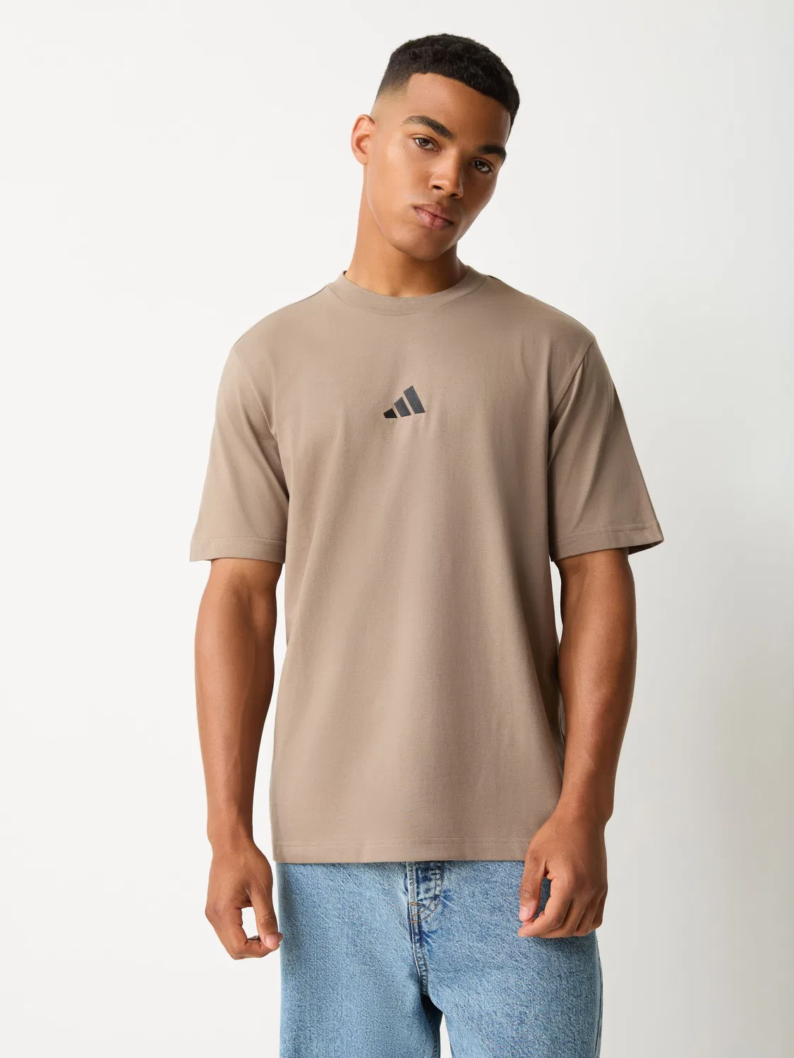 Футболка из джерси adidas Essentials, хаки