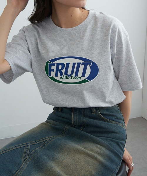 

Футболка с принтом FRUIT OF THE LOOM, черный