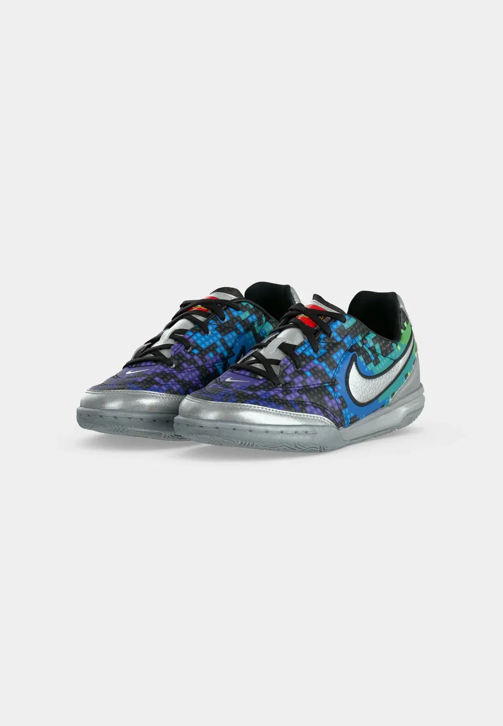 Футбольные бутсы для помещений Tiempo ic x lego collab унисекс Nike Performance, Metallic Silver-Coloured/White/Green Strike/Black/Concord — фото 3