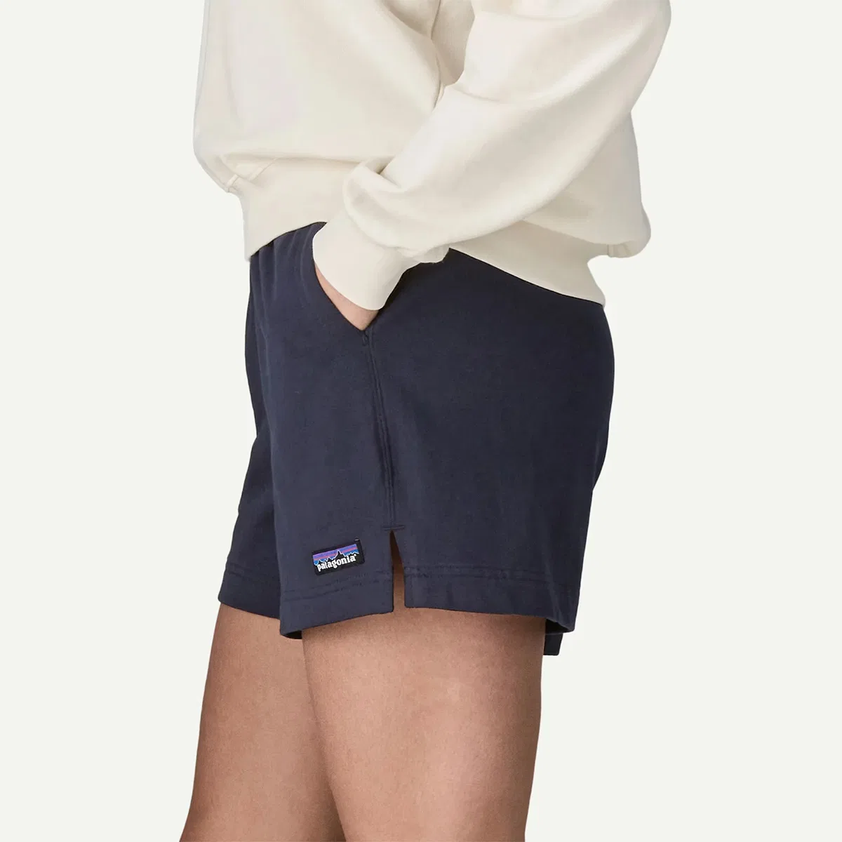 Женские шорты из французского футера Daily Short Patagonia, Sunken Blue — фото 3