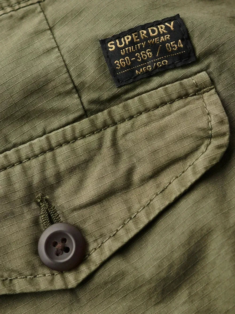 Шорты "Парашют Лайт" Superdry, зеленый — фото 3