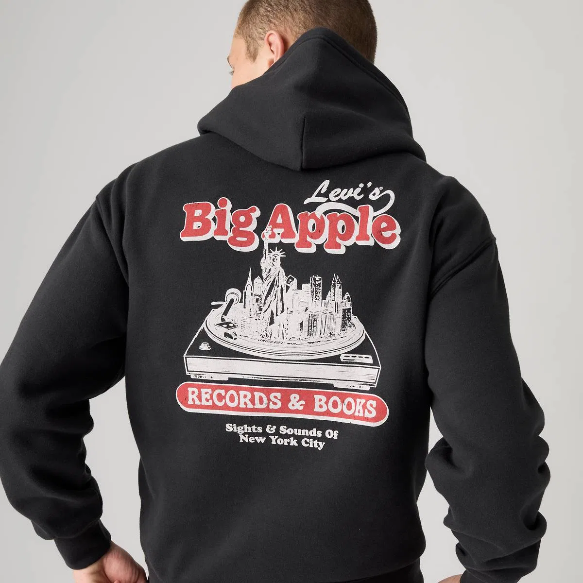Свободная толстовка с графическим принтом Levi's, Big Apple Records Jet Black - Black — фото 2