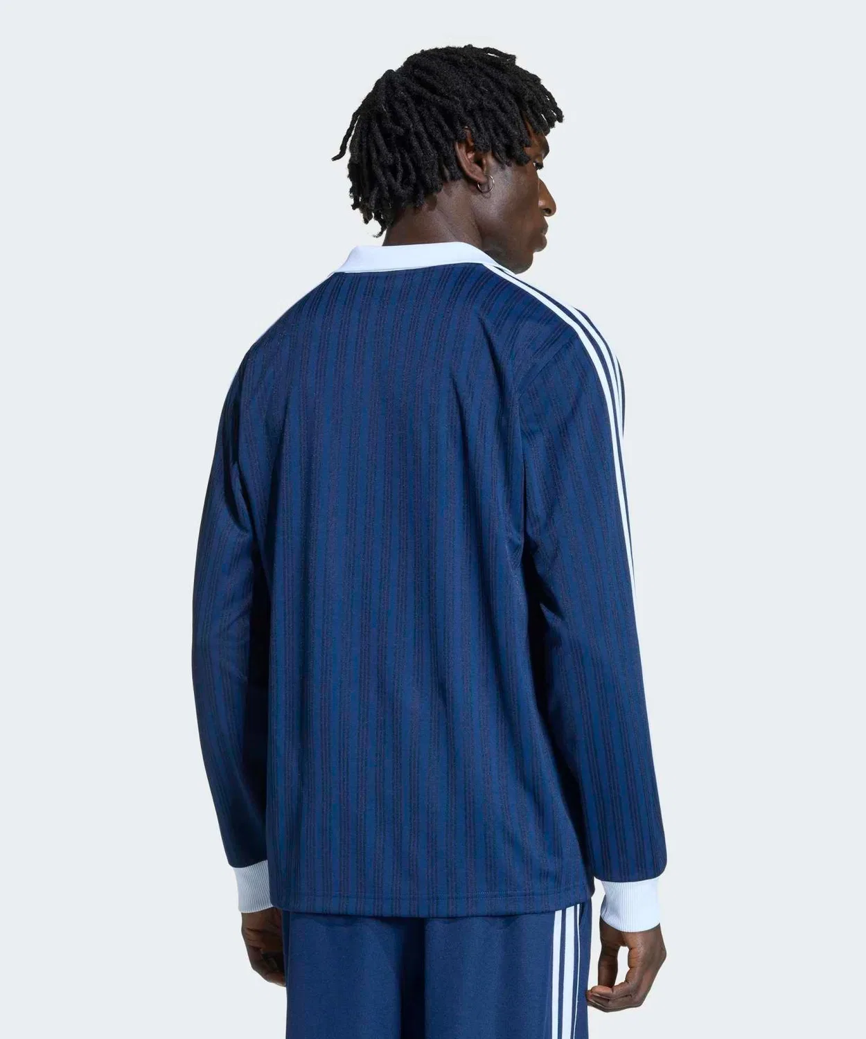 Мужская футболка с длинным рукавомиз жаккарда Adicolor Pique Soccer Adidas, Blue — фото 2