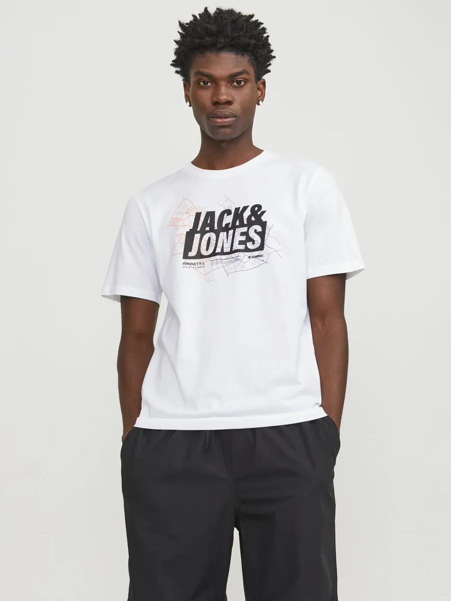

Рубашка Jack & Jones с круглым вырезом "JCOMAP LOGO TEE SS CREW NECK SN", белый