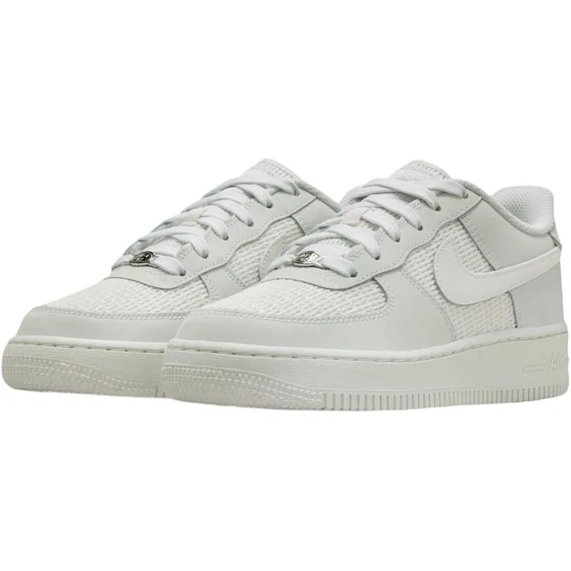 Детские кроссовки для скейтбординга Nike Air Force 1 Breathable Low Top, White — фото 4